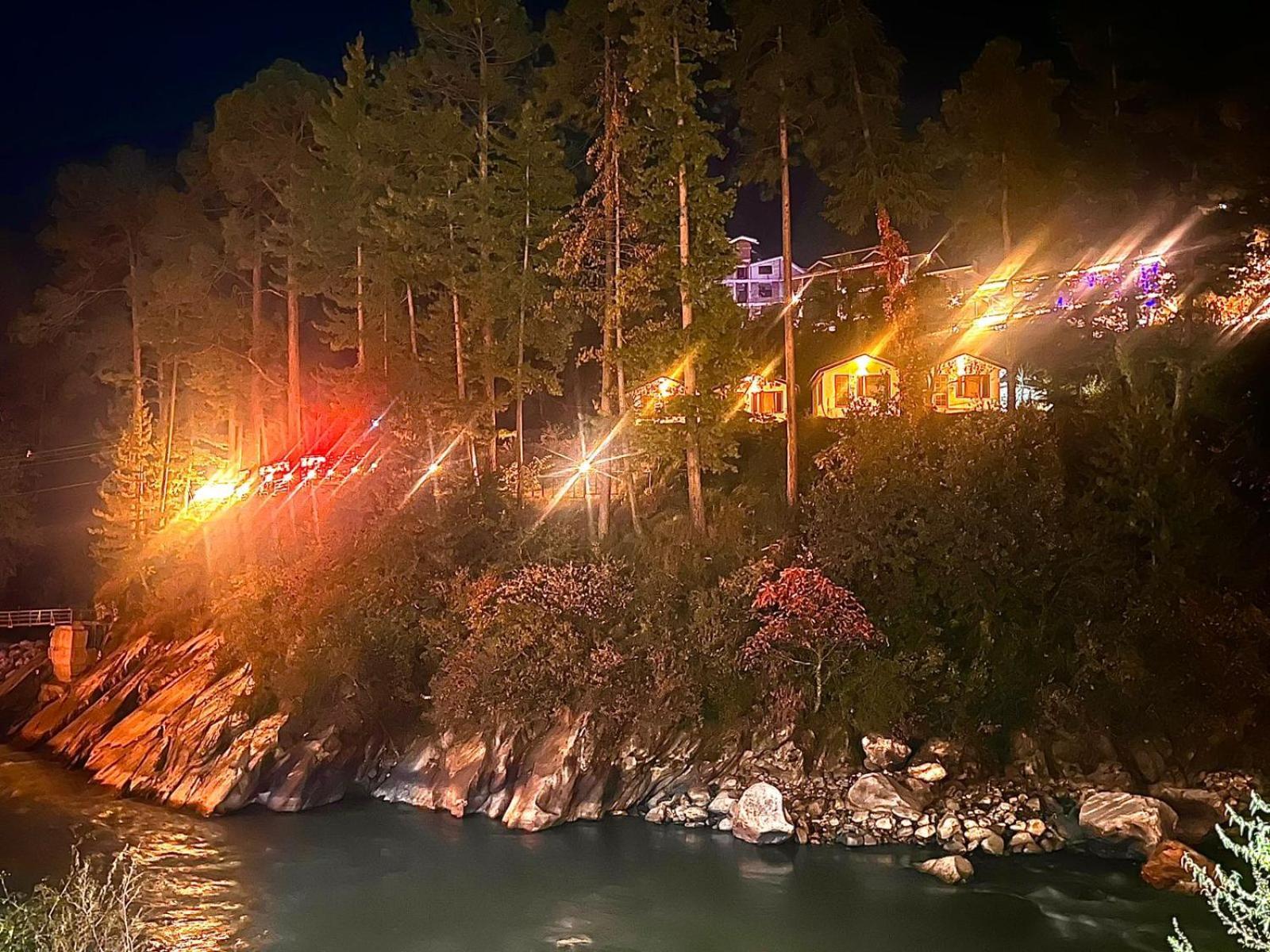 Ahava Kasol Riverside Cafe And Cottages Eksteriør billede