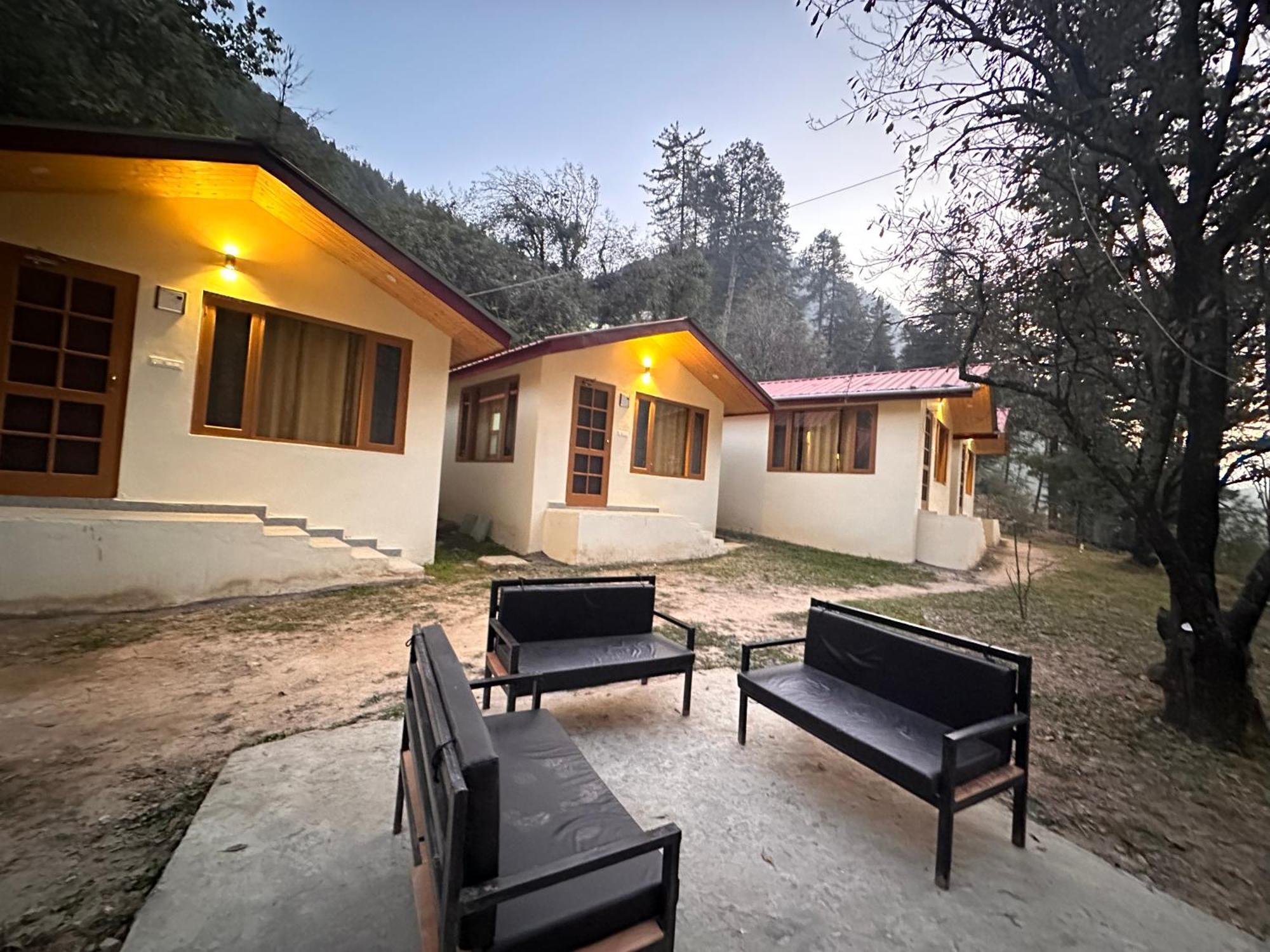 Ahava Kasol Riverside Cafe And Cottages Eksteriør billede