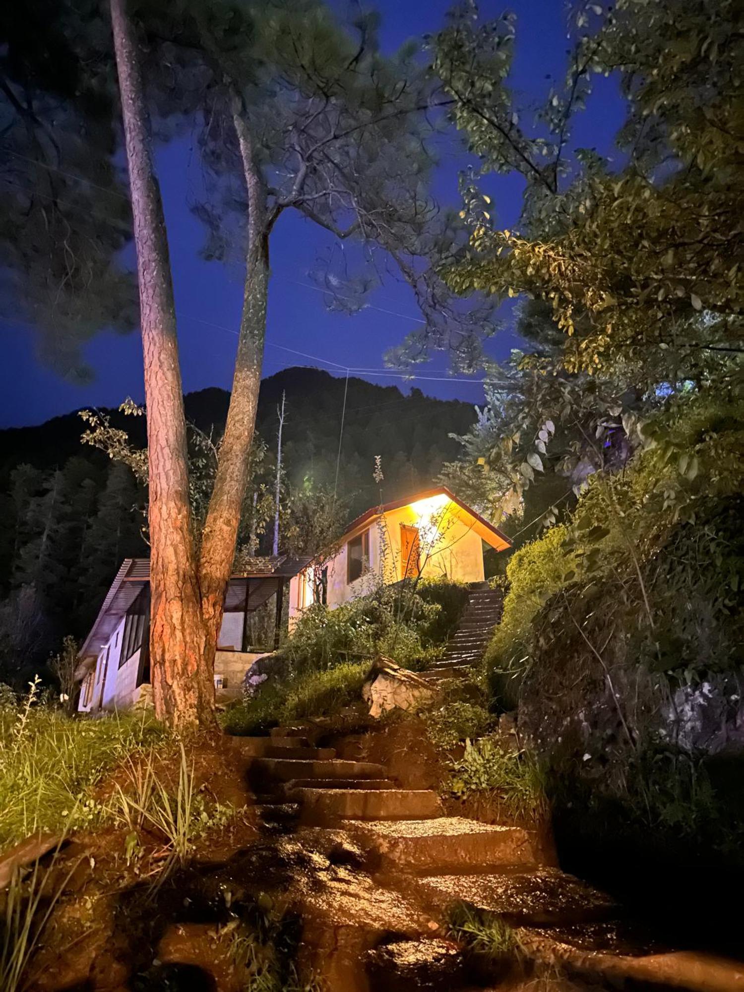 Ahava Kasol Riverside Cafe And Cottages Eksteriør billede