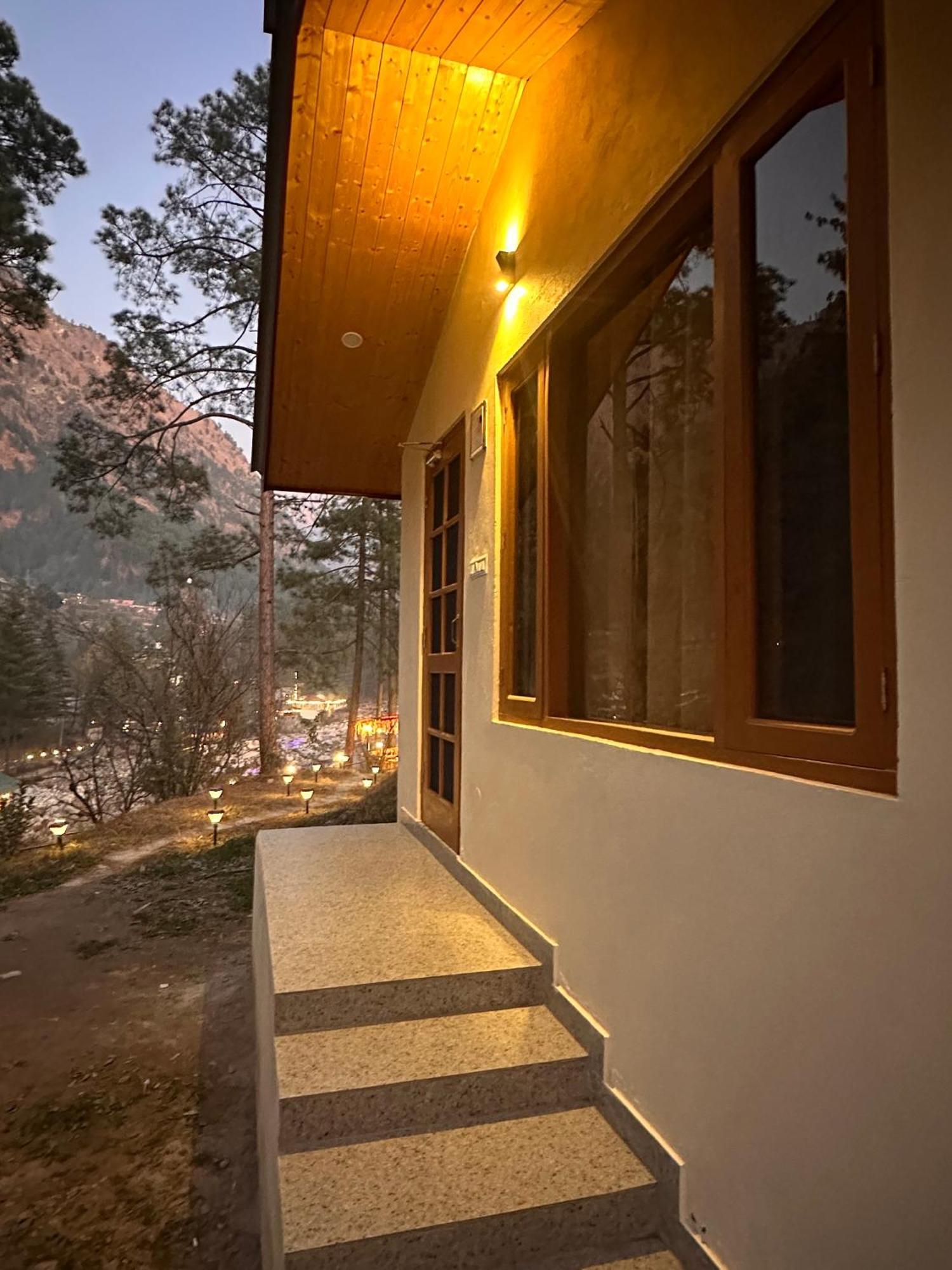 Ahava Kasol Riverside Cafe And Cottages Eksteriør billede